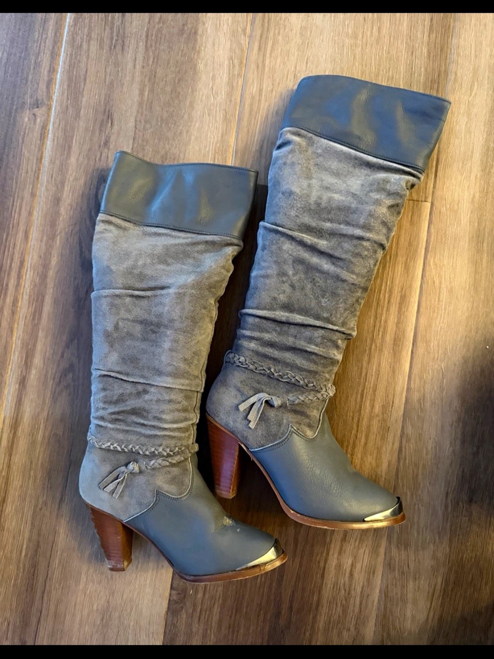 VINTAGE Kinney Women’s Gray Mid-Calf High Heel Boots with Tassel Detail